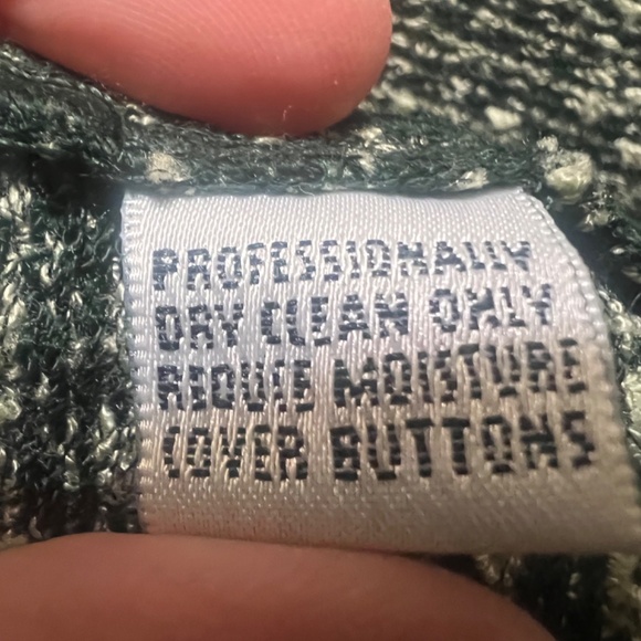 ST.JOHN Cardigan - Picture 3 of 3